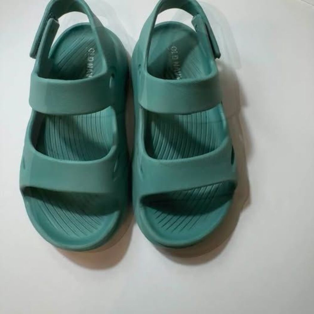 Y2K style Old Navy Toddler Sandals Size 12/13
